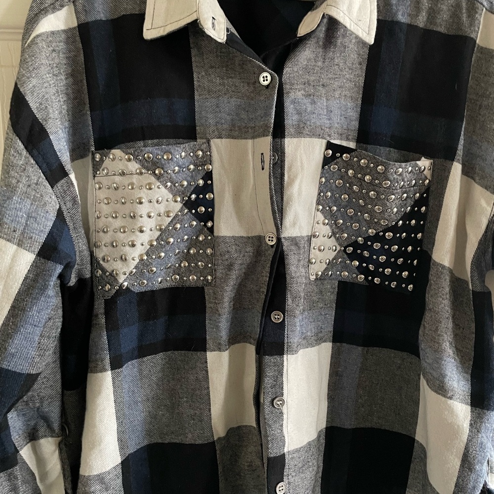 Women’s flannel top with studded pockets